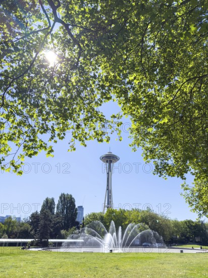 Fountain of the International Fountain with Space Needle in the background, Seattle, Washington, USA, North America