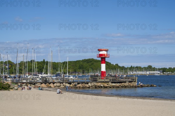 Harbour with lighthouse, sandy beach, town harbour, Eckernförde, Baltic Sea, Schleswig-Holstein, Germany