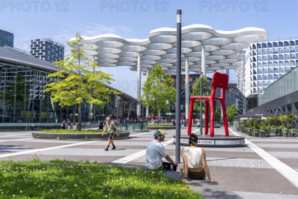 Utrecht Centraal station, station forecourt at Hoog Catharijne shopping centre and station concourse, roof, in the city centre, Netherlands
