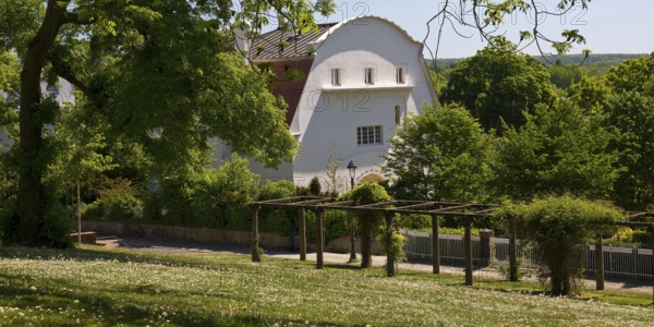 Large Glückert House by Joseph Maria Olbrich on the Mathildenhöhe, UNESCO World Heritage Site, Darmstadt, Hesse, Germany