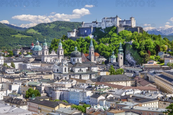Panoramic view from the Mönchsberg with the churches of the old town and Hohensalzburg Fortress, Salzburg, Salzachtal, Salzburg County, Austria