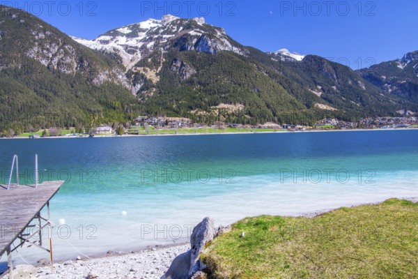 Lakeshore with bright water colours, Pertisau, Achensee, Tyrolean Alps, Tyrol, Austria
