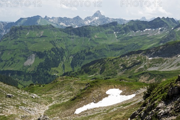 View of the Allgäu Alps from the Nebelhorn, Hochvogel in the background, Oberstdorf, Oberallgäu, Allgäu, Bavaria, Germany