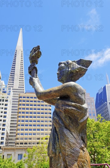 View of downtown financial district seen from Portsmouth square, San Francisco, California, USA