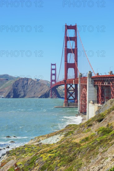 View of Golden Gate Bridge from Bakery beach, San Francisco, California, USA