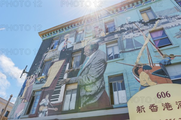 Mural on building by Bill Weber, San Francisco, California, USA