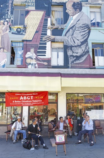 Mural on building by Bill Weber, San Francisco, California, USA
