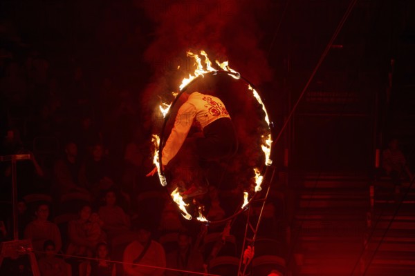 Performance by Circus Barelli in Mannheim***Picture: Magic show by the Tonito family from Spain