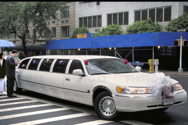Stretch limousine as wedding car, New Yoprk City, USA