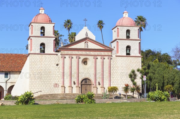 Santa Barbara Mission, Santa Barbara, California, USA