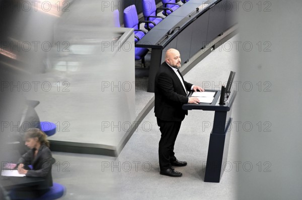 Dr Jonas Geißler (CDU/CSU) speaks on the Gaza war item on the agenda of the eleventh session of the Bundestag