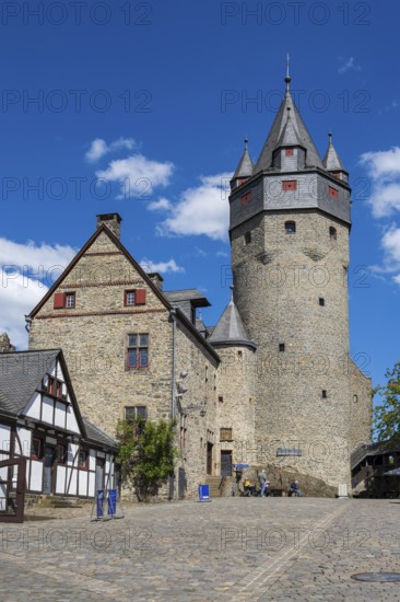 Inner courtyard of Altena Castle, Altena, Sauerland, Westphalia, North Rhine-Westphalia, Germany