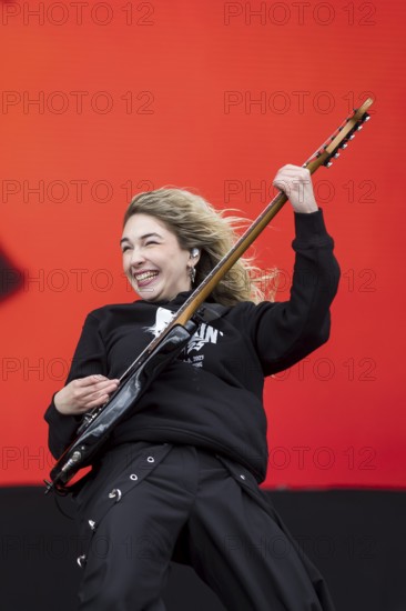 Daniela Villarreal Vélez, singer of The Warning at the Rock am Ring Festival on Sunday, Nürburgring race track race track, 08.06.2025