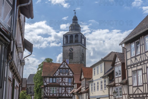 St. Crucis Church, Bad Sooden, Allendorf, Allendorf district, historic old town with numerous half-timbered houses under monument protection, gabled houses, eaves house, bay window, tower clock, Werra, blue sky, clouds, Meissner district, Hesse, Germany