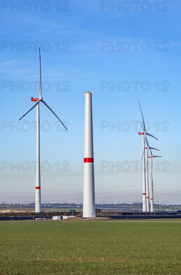 Construction site of the new Bedburg 3 wind farm, on recultivated open-cast mining site, 9 wind power plants with an output of 60 megawatts are being built, the wind turbine tower is still missing, the machine housing and rotors, operated by RWE and the city of Bedburg, North Rhine-Westphalia, Germany