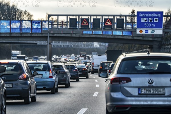 Driving on the A40 motorway, Ruhrschnellweg, in heavy traffic, drivers' perspective, Bochum, North Rhine-Westphalia, Germany