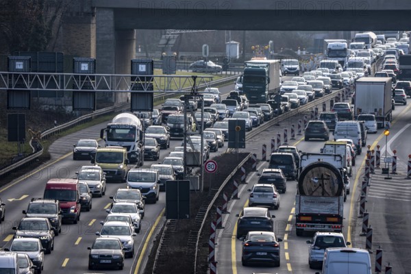 Traffic jam on the A43 motorway near Herne, left heading north, in front of the barrier system, the vehicles heavier than 3.5 t stops, traffic jam on the construction site towards Bochum, North Rhine-Westphalia, Germany