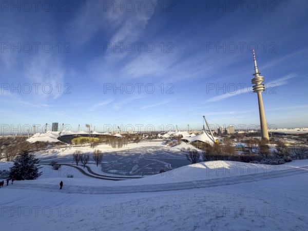 Olympic site with snow in winter, park with Olympic lake and television tower, Olympic Tower, Olympic Park, Munich, Upper Bavaria, Bavaria, Germany