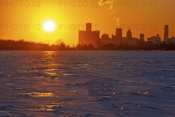 Detroit, Michigan USA - 4 February 2026 - The ice-choked Detroit River near downtown Detroit. Recent cold weather has covered half of the surface of the Great Lakes with ice, including virtually all of Lake Erie, which is downstream from Detroit