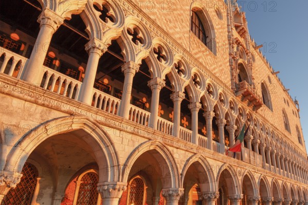 Doge's Palace in the morning, San Marco, Venice, Veneto, Italy