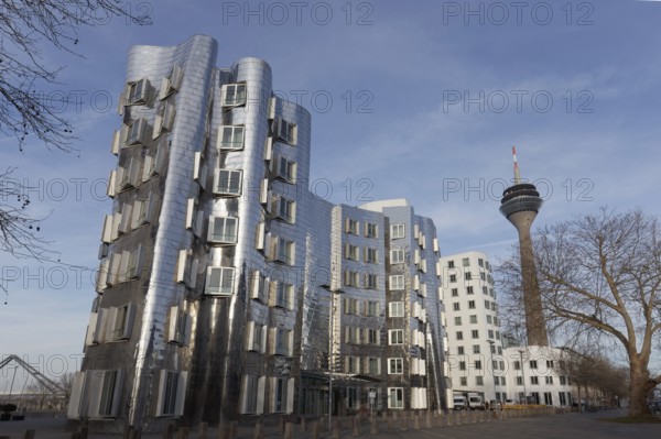 New Zollhof by architect Frank O. Gehry, house with aluminum façade, Gehry buildings in the Deconstructivist style, Düsseldorf, North Rhine-Westphalia, Germany