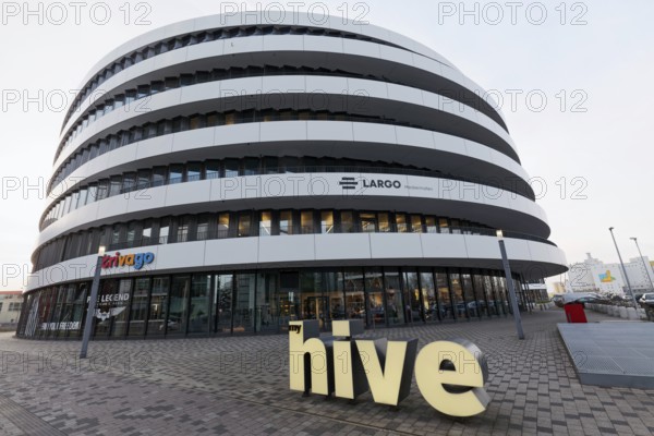 Largo office building with Hive logo, myhive offices, Medienhafen Düsseldorf, North Rhine-Westphalia, Germany