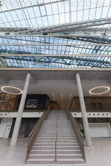 EUREF-Campus Düsseldorf, access to the offices, European Energy Forum for Climate Protection and Electric Mobility, Energiewende, Düsseldorf, North Rhine-Westphalia, Germany