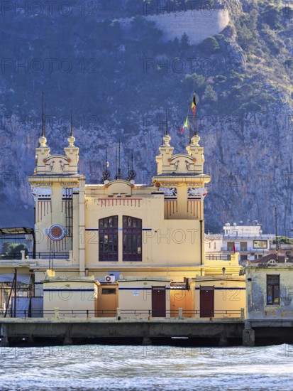 Antico Stabilimento Balneare by Mondello, Charleston spa hotel, historic Art Nouveau bathing establishment, side view, Palermo, Sicily, north coast, Tyrrhenian Sea, Italy