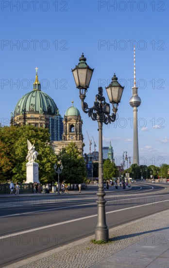Unter den Linden, view from Schlossbrücke to Lustgarten and Berlin Cathedral, Germany