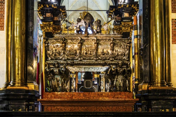 Mausoleum of St. Stanislaw, Krakow Bishop and Patron of Poland, 11th century, canopy with gilded dome supported by four angels, Wawel Cathedral, Coronation and Burial Church of the Kings of Poland, 11th century, Krakow, Poland