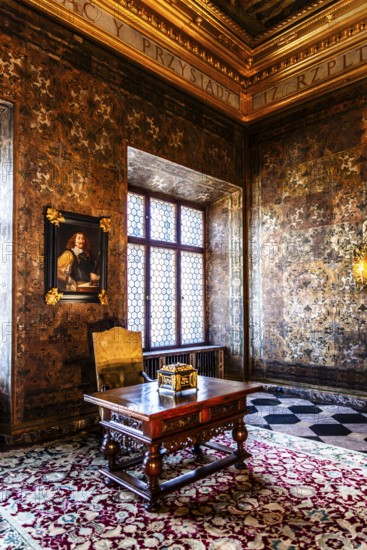 Royal Apartments, Wawel Royal Castle, former residence and seat of government of the kings of Poland, founded around 1000, Krakow, Poland