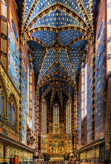 Choir room with high altar, St. Mary's Church, 14th century, Krakow, Poland