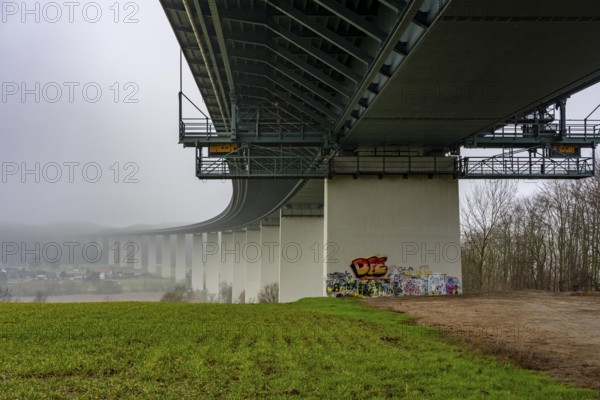 The Mintarder Ruhr Valley Bridge, A52 motorway bridge between Essen and Düsseldorf, longest steel road bridge in Germany, completed in 1966, 1830 meters long, 18 hollow pillars, highest point above ground is 65 meters, is used daily by more than 80, 000 vehicles, is considered dilapidated and is to be replaced, the bridge spans the Ruhr Valley, with the river Ruhr, between Essen-Kettwig and Mülheim an der Ruhr Hr, North Rhine-Westphalia, Germany