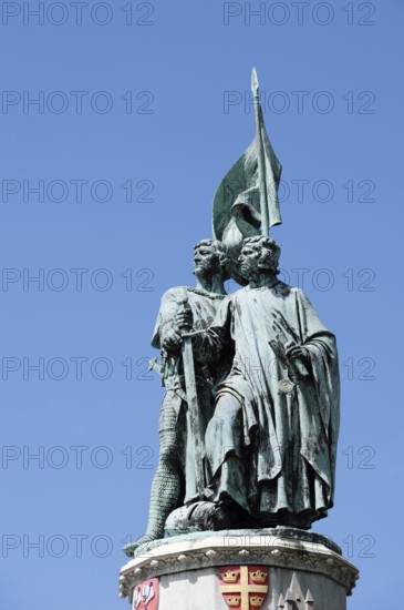 Jan Breydel and Pieter de Coninck monument, Grote Markt, Bruges, West Flanders, Flanders, Belgium