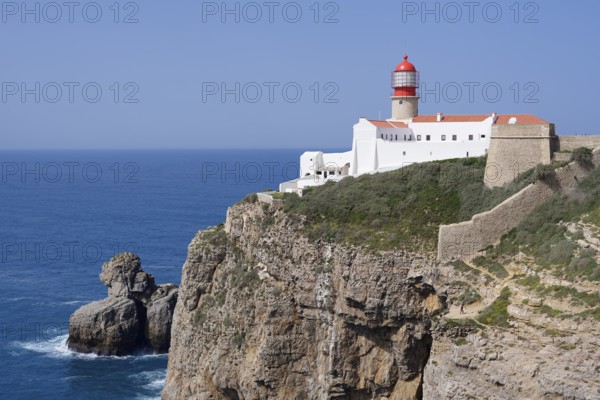 Lighthouse on the Cliff, Cabo de Sao Vicente, Cabo de São Vicente, Sagres, Algarve, Portugal