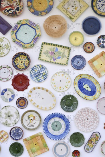 House wall with traditionally painted ceramic plates, Vila do Bispo, Algarve, Portugal