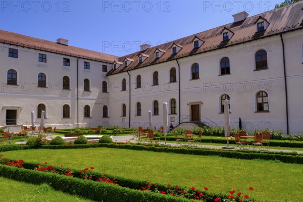 Innenhof, Kloster Seeon, Chiemgau, Upper Bavaria, Bavaria, Germany