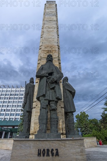 Horea, Closca and Crisan statue by sculptor Ion Vasiliu, depicting the three leaders of the peasant uprising of 1784-1785, Cluj-Napoca, Transylvania, Romania