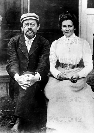 Anton Chekhov (1860-1904) with Olga Knipper shortly after their wedding in 1901, Russian writer, historical Russia. With his typically neutral and reserved way of depicting aspects of the life and way of thinking of people in the Russian provinces, Chekhov is considered one of the most important authors of Russian literature