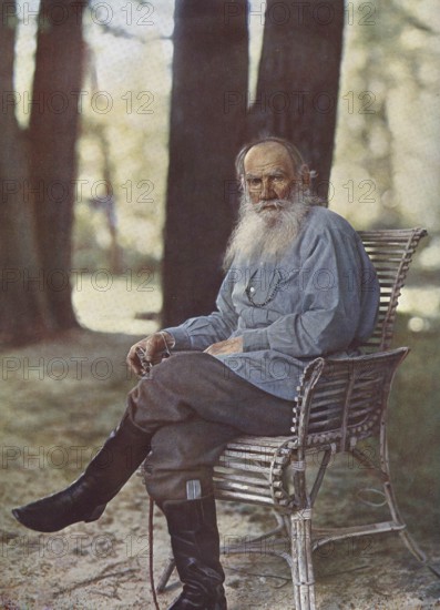 Leo Tolstoy (1828-1910), Russian writer in Yasnaya Polyana, 1908, historical, Russia. One of the very first colour photographs in Russia. His novels such as War and Peace and Anna Karenina are classics of realist literature