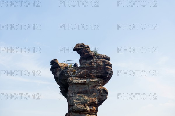 Drachenfels sandstone cliffs and castle ruins, Dahner Felsenland, Palatinate Forest, Rhineland-Palatinate, Germany