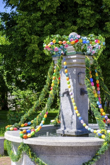 Osterbrunnen, Halfing, Chiemgau, Upper Bavaria, Bavaria, Germany