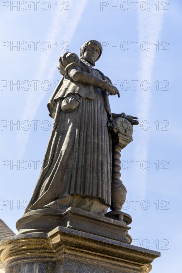 Barbara Uthmann fountain on the market square in Annaberg, Annaberg-Buchholz, Ore Mountains, Saxony, Germany