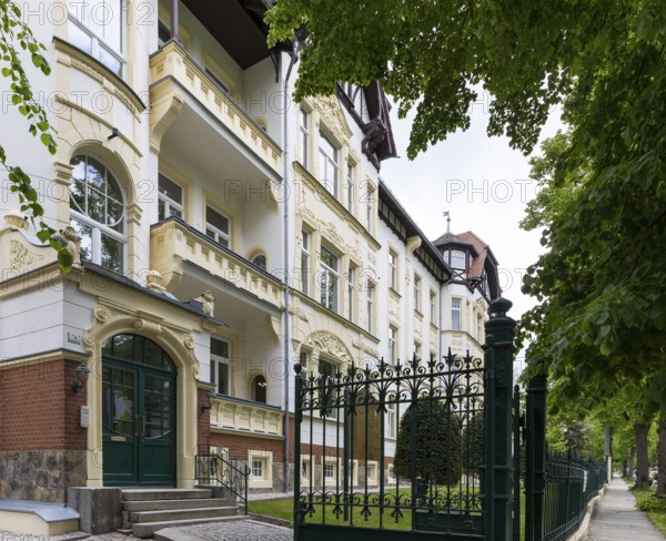 Villa on Kaßbergstraße 26, Art Nouveau villas and Wilhelminian era buildings on Kaßberg, Chemnitz, Saxony, Germany