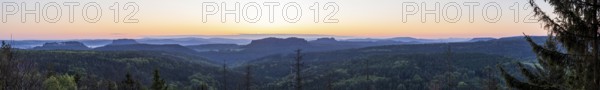 Panorama from Bernhardstein viewpoint in the morning with a view of Königstein Fortress, Lilienstein, Pfaffenstein and Gohrisch, Saxon Switzerland, Saxony, Germany