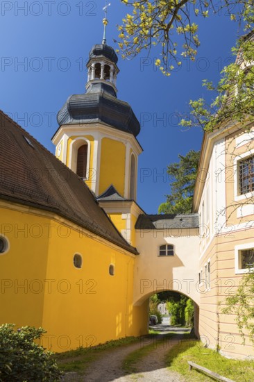 Church and country castle are connected, Zuschendorf, Pirna, Saxony, Germany