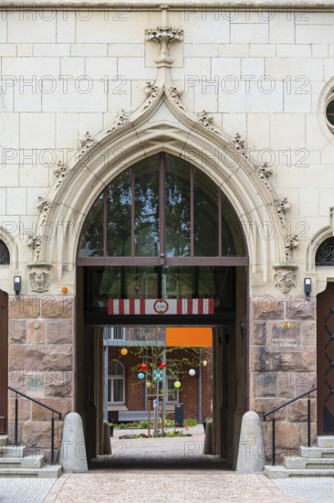 Historic Oberpostdirektion building on Reichsstraße 11, Art Nouveau villas and Wilhelminian era buildings on Kaßberg, Chemnitz, Saxony, Germany