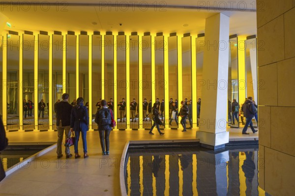 Louis Vuitton Foundation, Museum of Modern Art, architect Frank Gehry, Bois de Bologne, Paris, Île de France, France