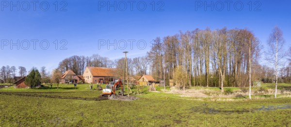 Construction of a stork nest by the NABU nature park Conservation Association Germany, artificial nesting aid, Dümmer Nature Park, Eickhöpen, Lembruch, Lower Saxony, Germany