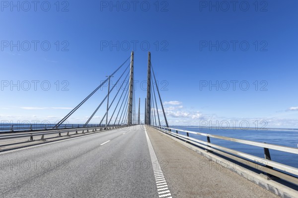 Roadway on the Öresund Bridge, Øresundsbrön, world's longest cable car bridge, connecting Copenhagen with Malmö, Denmark, Sweden